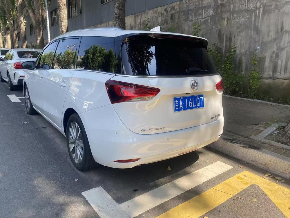 Buick Buick GL6