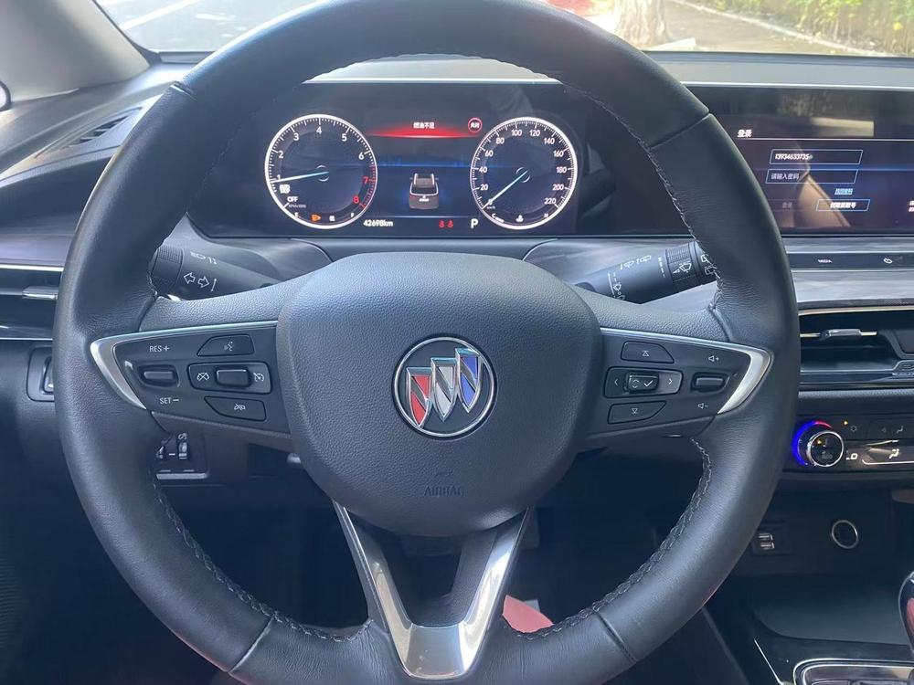 Buick Buick GL6