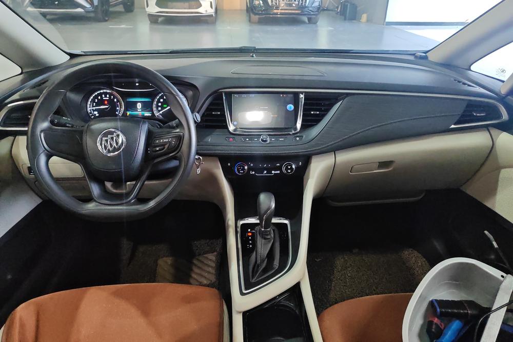 Buick Buick GL6