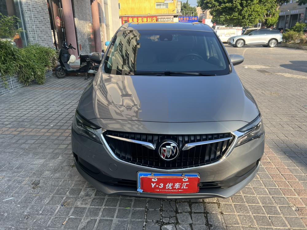 Buick Buick GL6