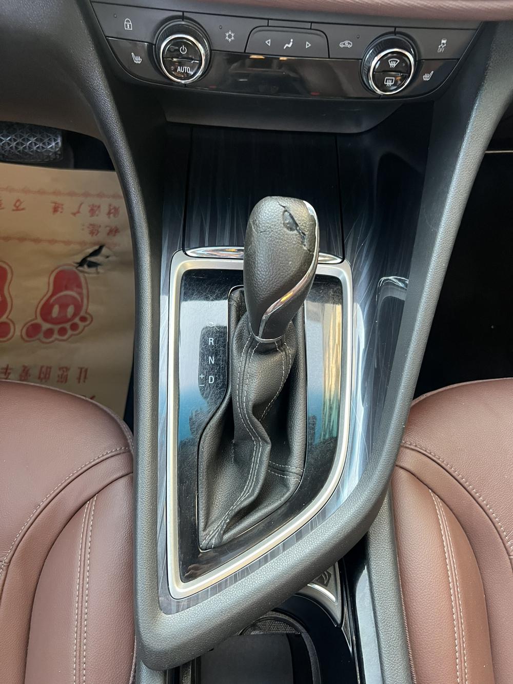 Buick Buick GL6