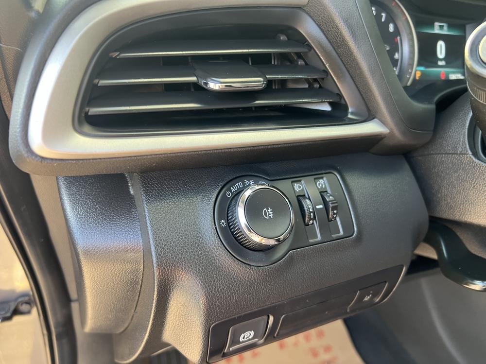 Buick Buick GL6