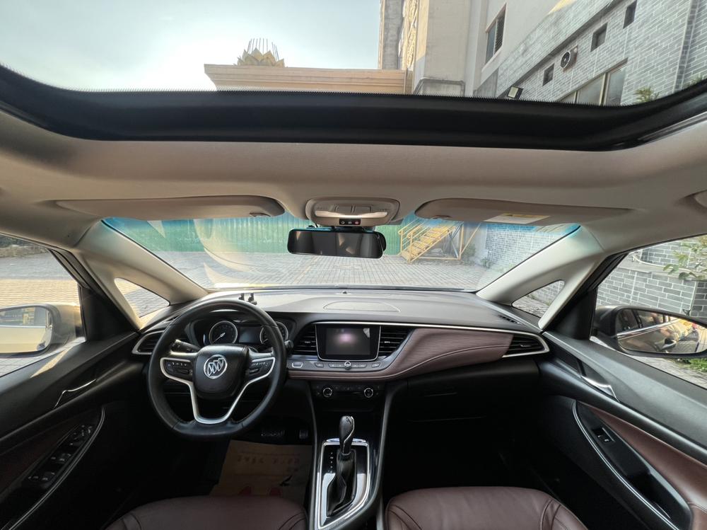 Buick Buick GL6