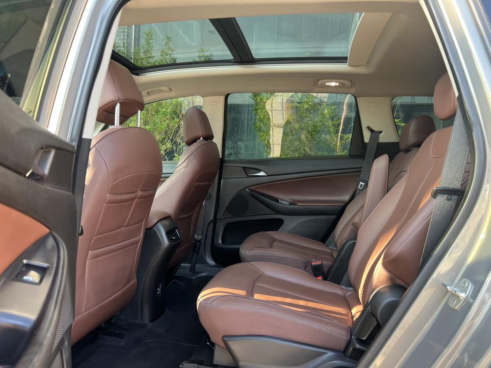 Buick Buick GL6