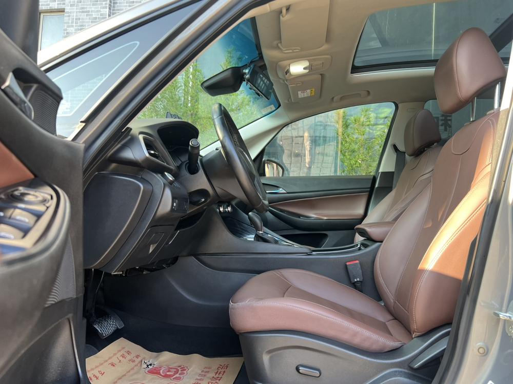 Buick Buick GL6