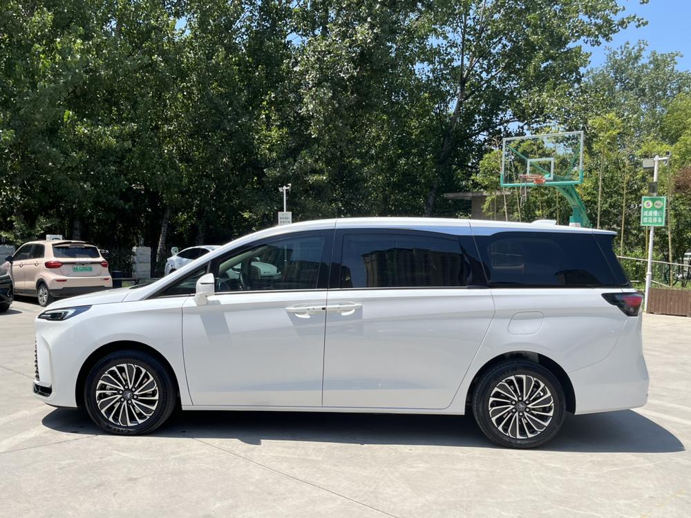 Buick Buick GL8 PHEV