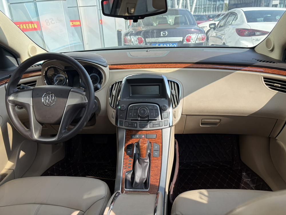 Buick LaCrosse