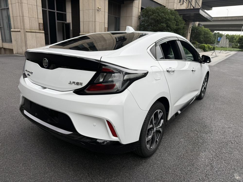 Buick VELITE 5