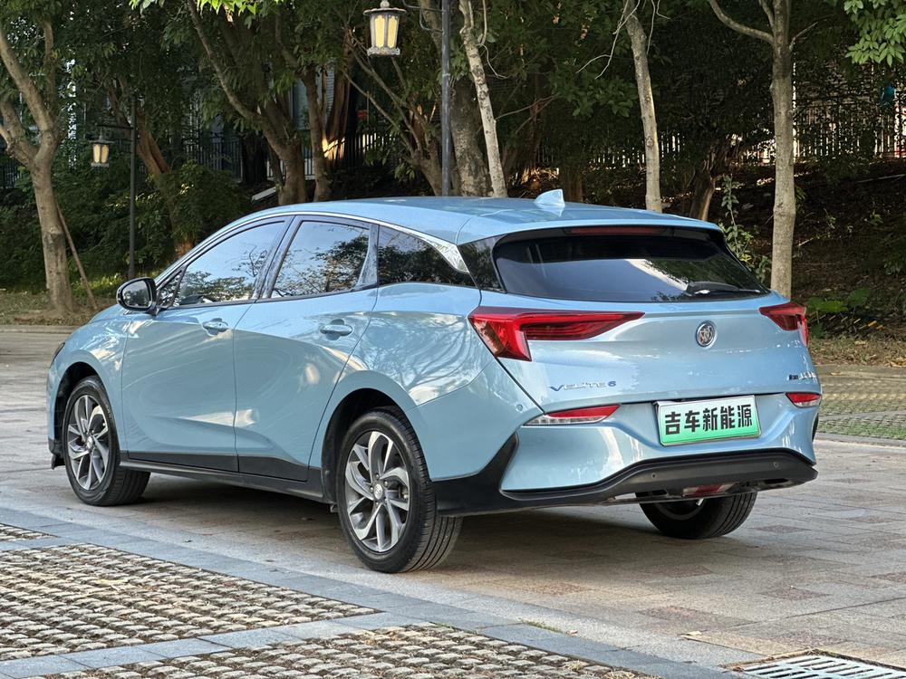Buick Velite 6