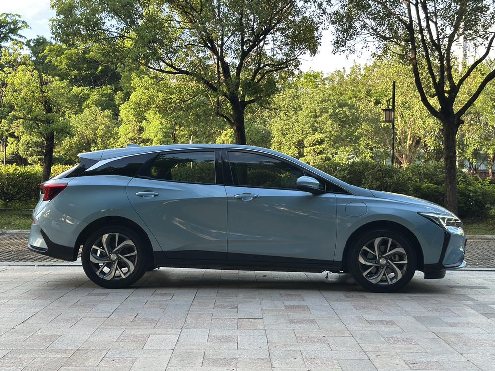 Buick Velite 6