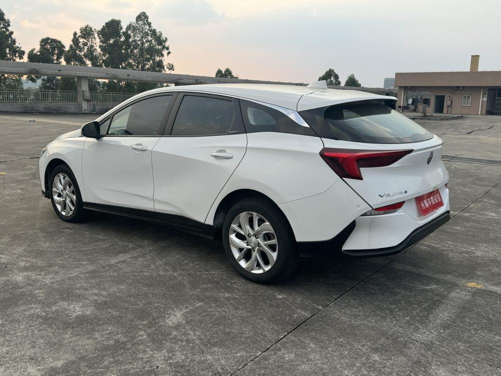 Buick Velite 6