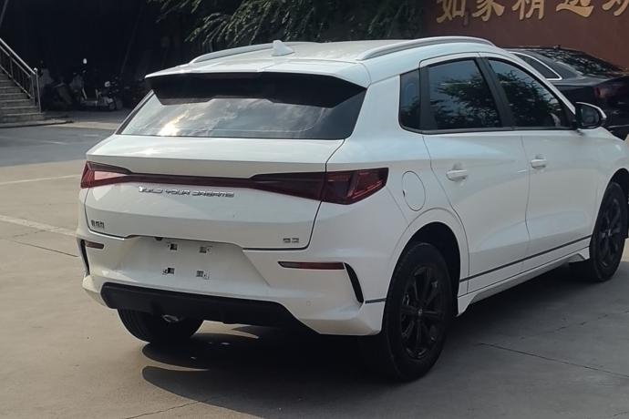 BYD BYD e2