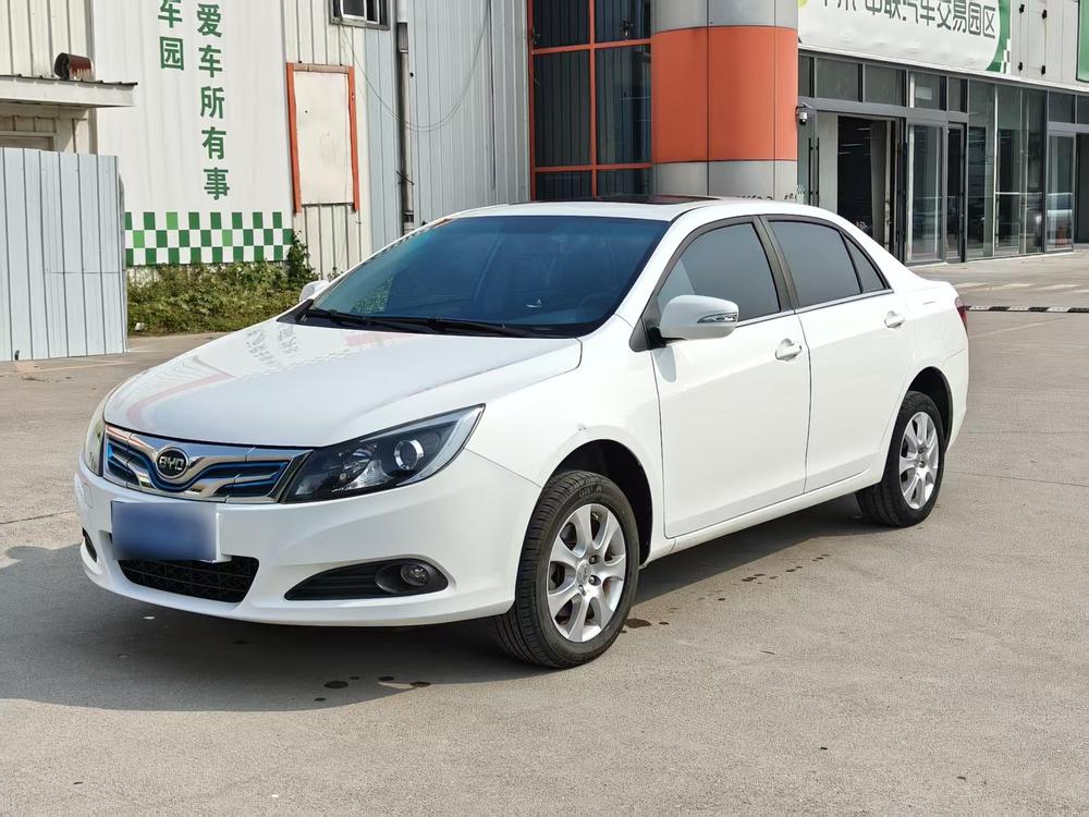 BYD BYD e5