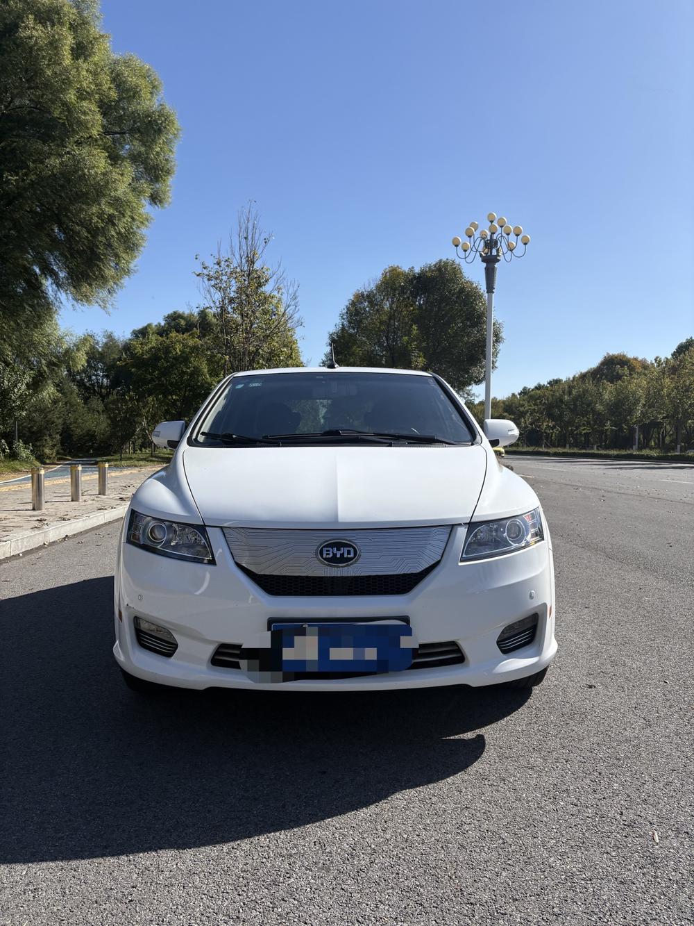 BYD BYD e6