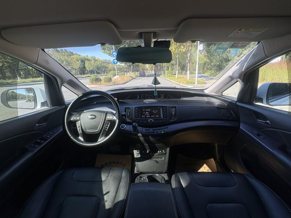 BYD BYD e6