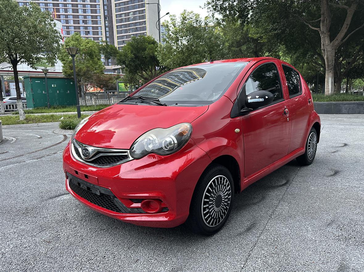 BYD BYD F0