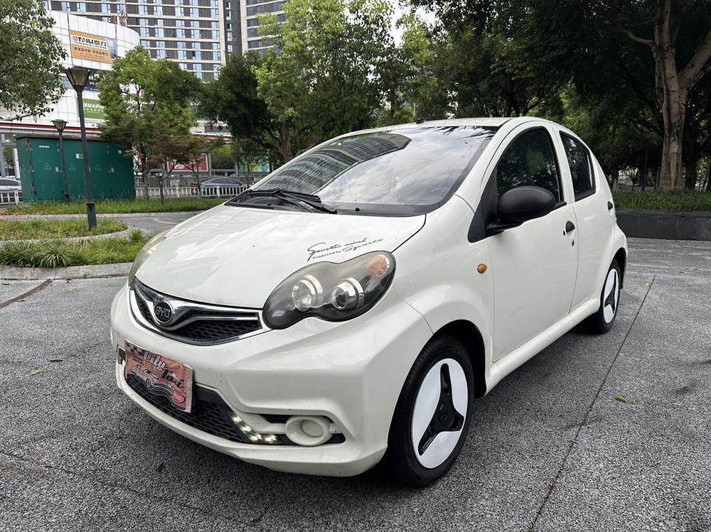 BYD BYD F0