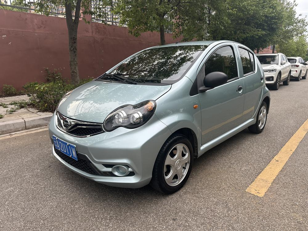 BYD BYD F0