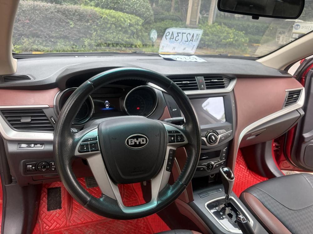 BYD BYD G5