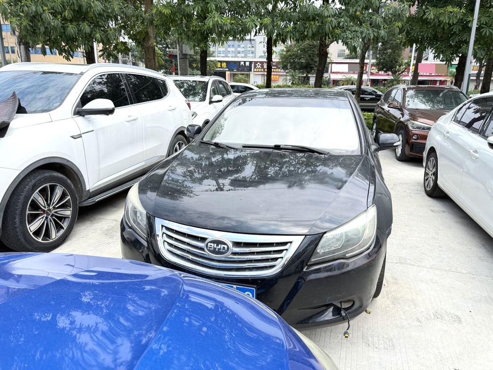 BYD BYD G6