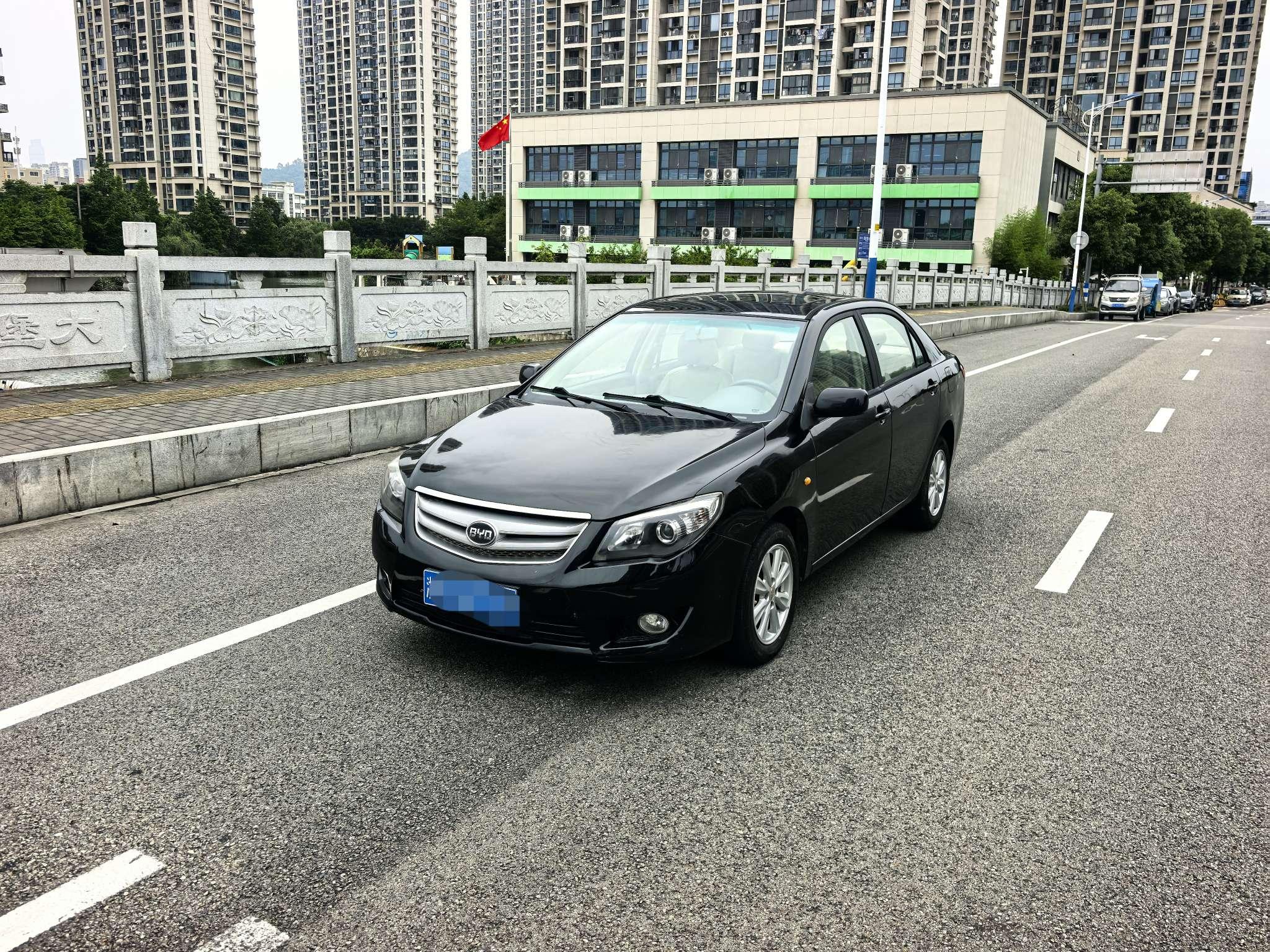 BYD BYD L3