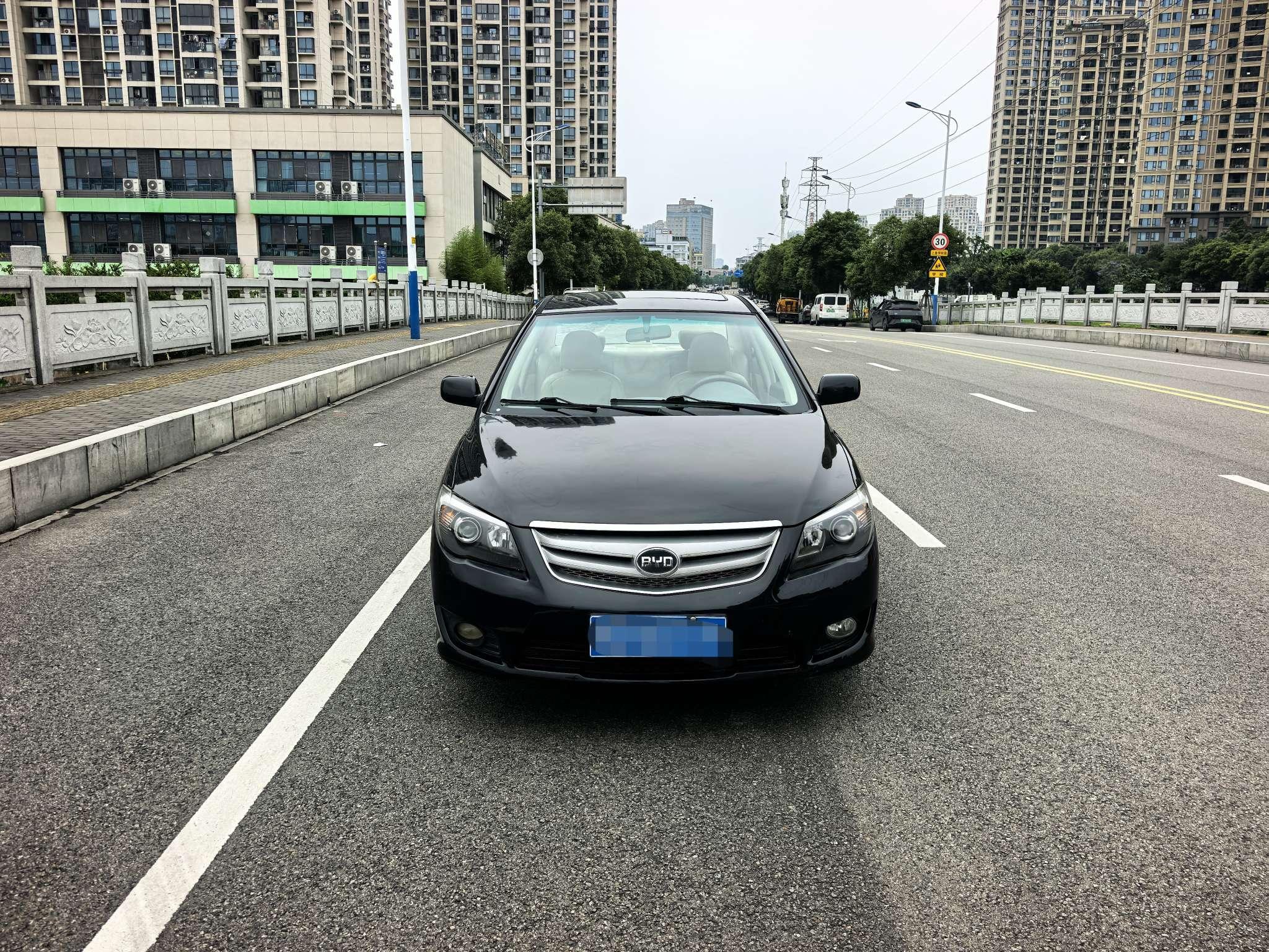 BYD BYD L3