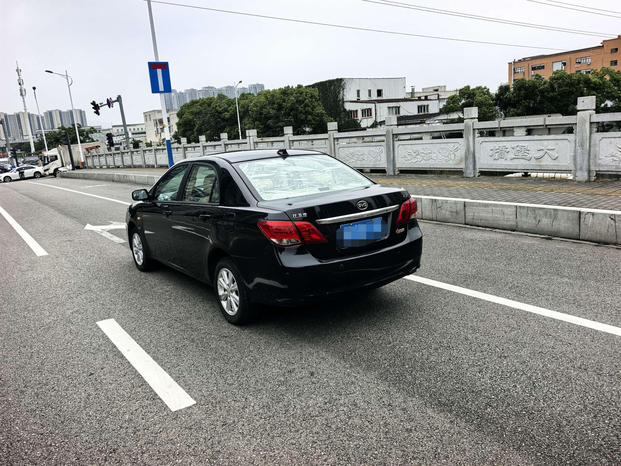 BYD BYD L3