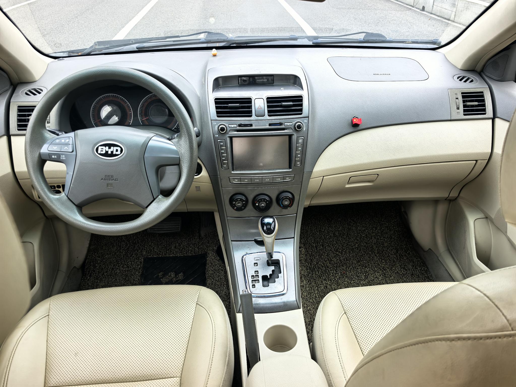 BYD BYD L3
