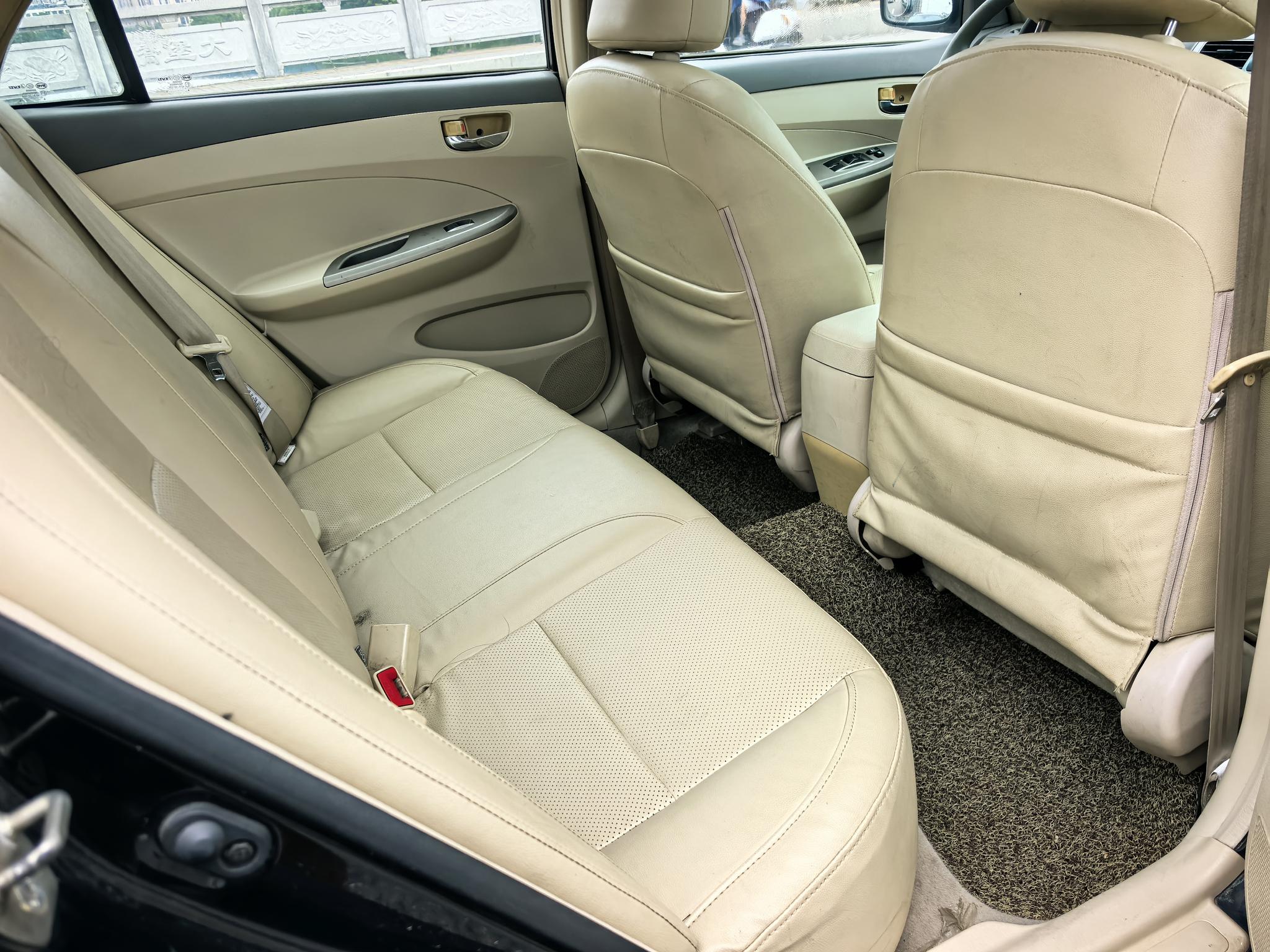 BYD BYD L3