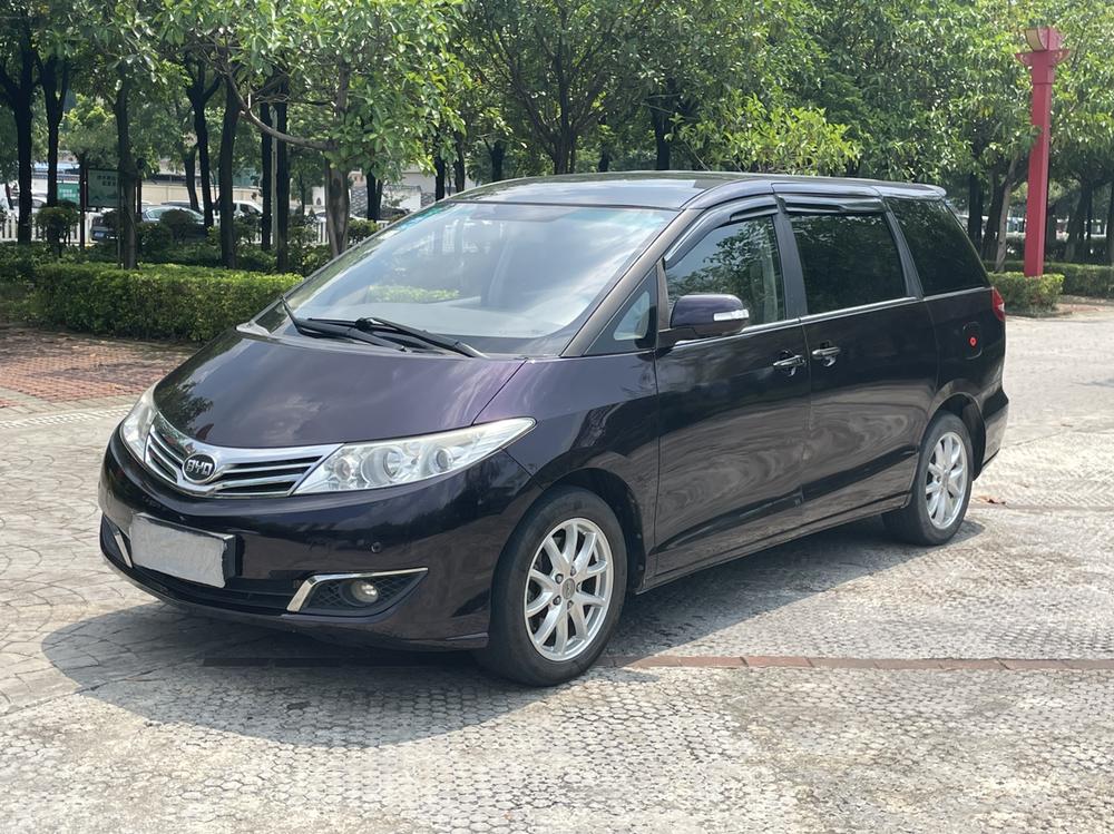 BYD BYD M6
