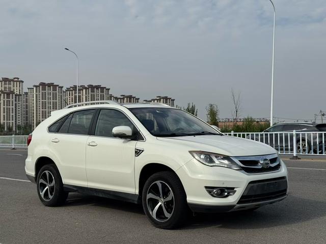 BYD BYD S7