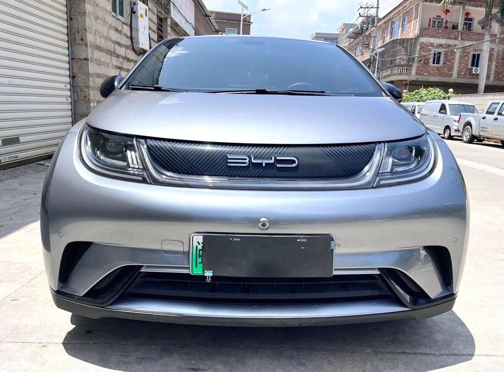 BYD Dolphin