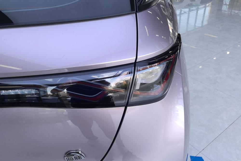 BYD Dolphin