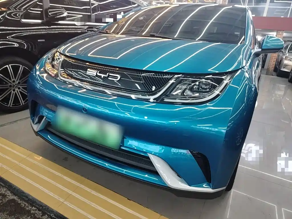 BYD Dolphin