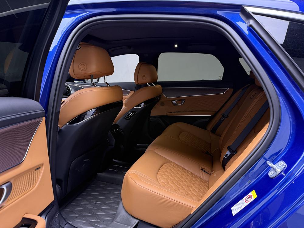 BYD Han EV