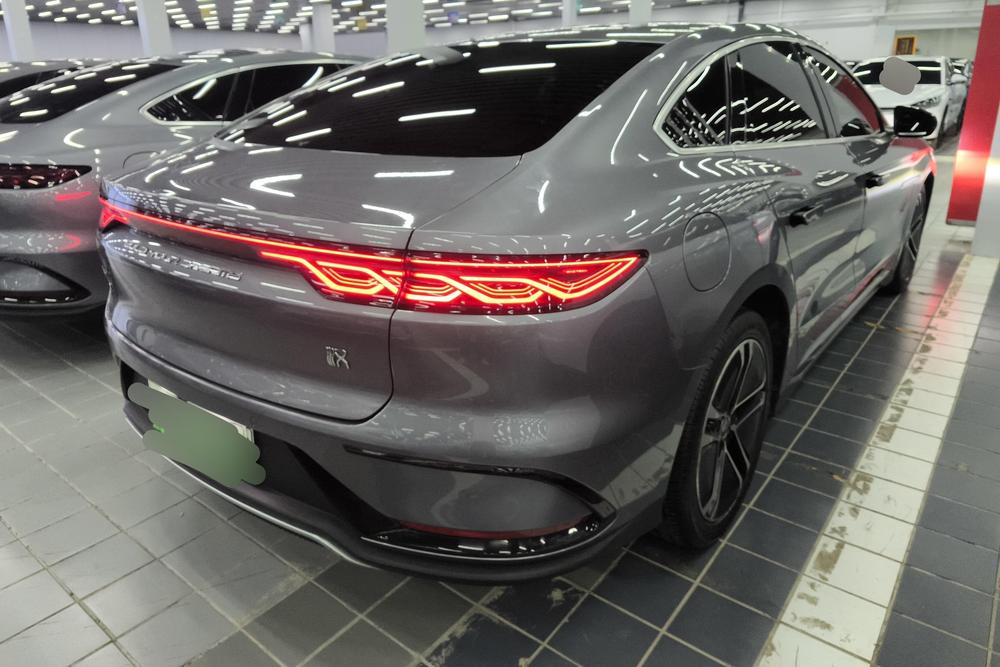 BYD Han EV