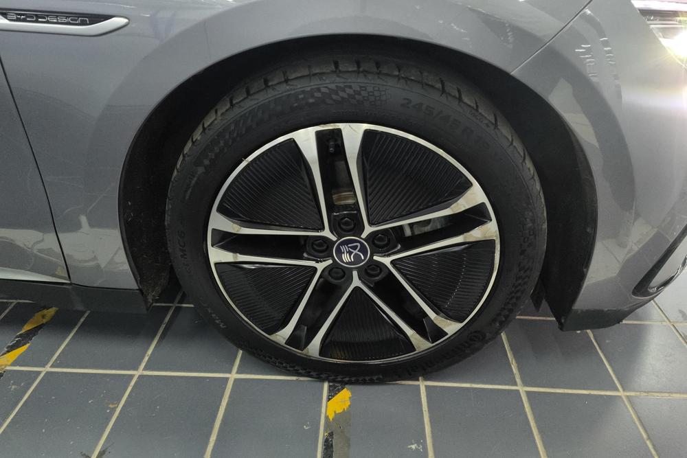 BYD Han EV