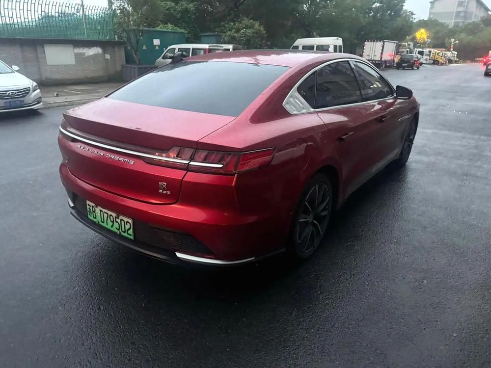 BYD Han EV