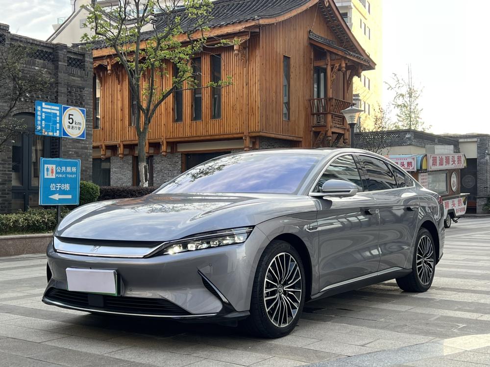 BYD Han EV