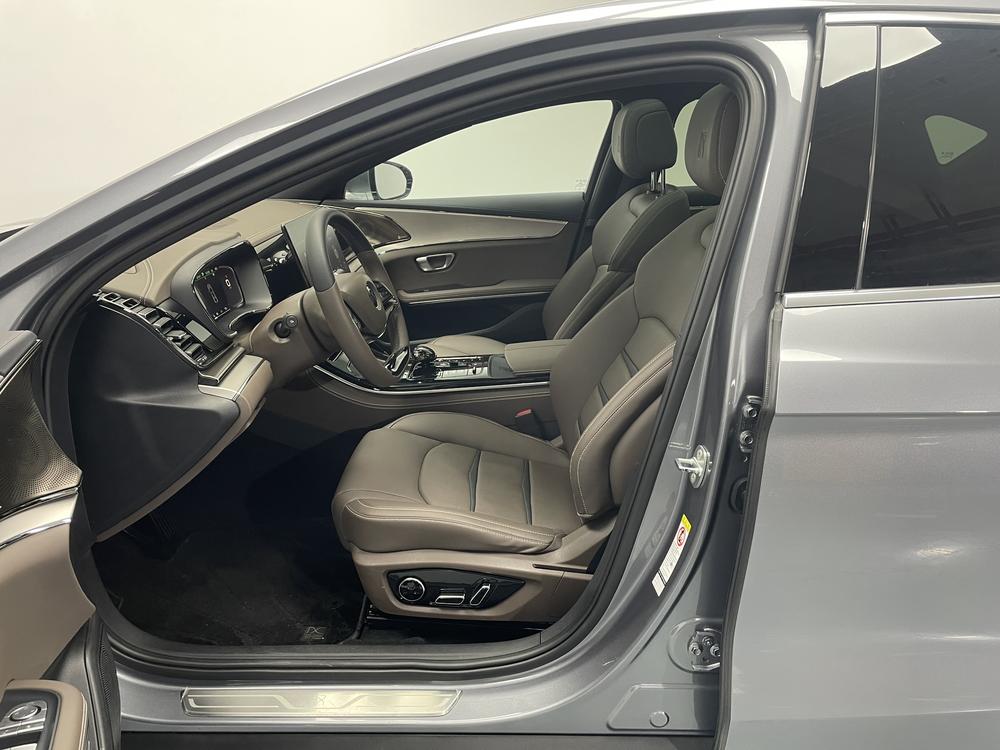 BYD Han EV
