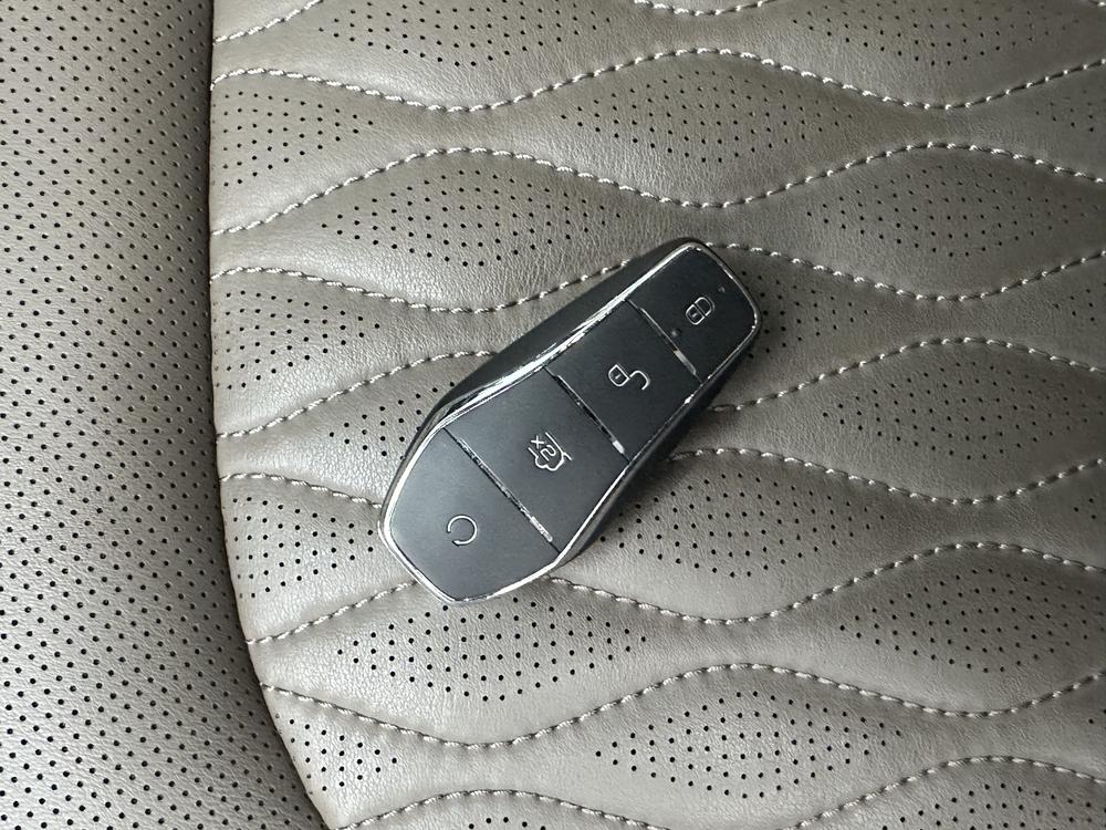 BYD Han EV