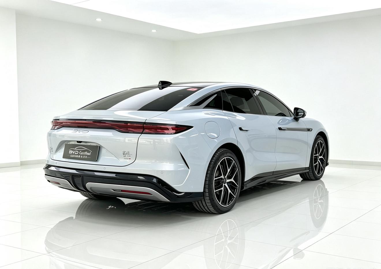 BYD Han L EV