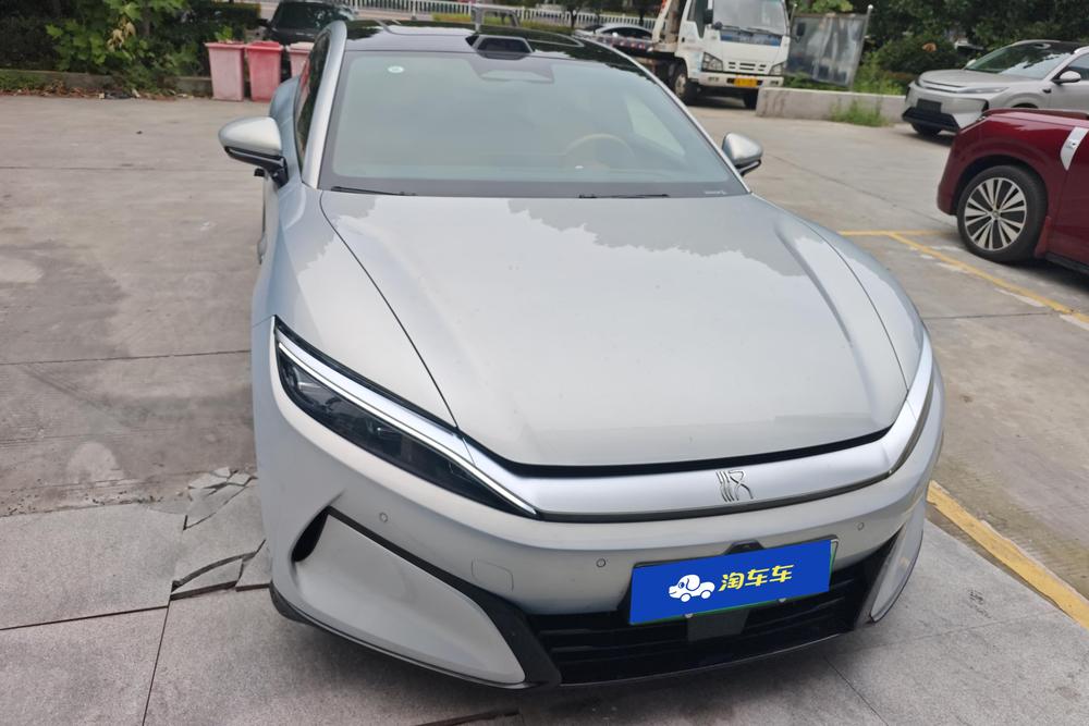BYD Han L EV