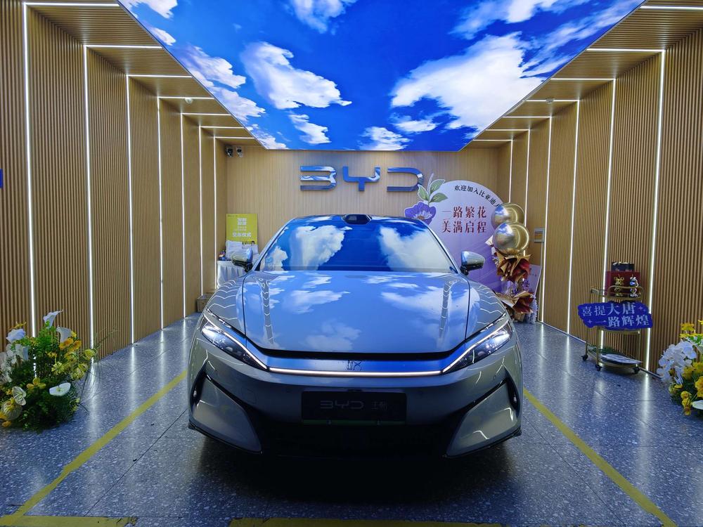 BYD Han L EV
