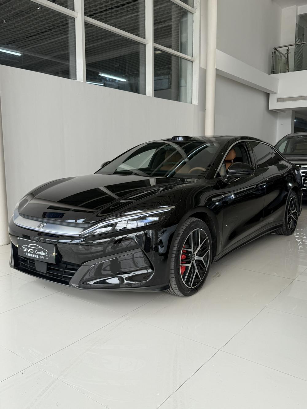 BYD Han L EV