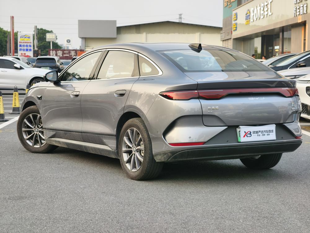 BYD Qin L EV