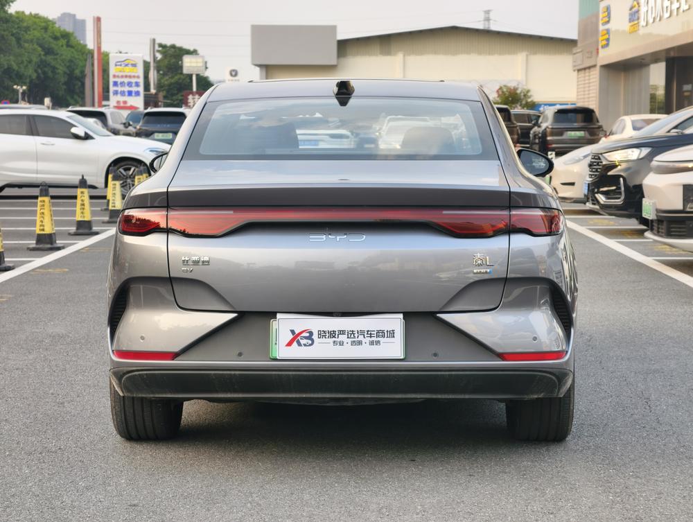 BYD Qin L EV