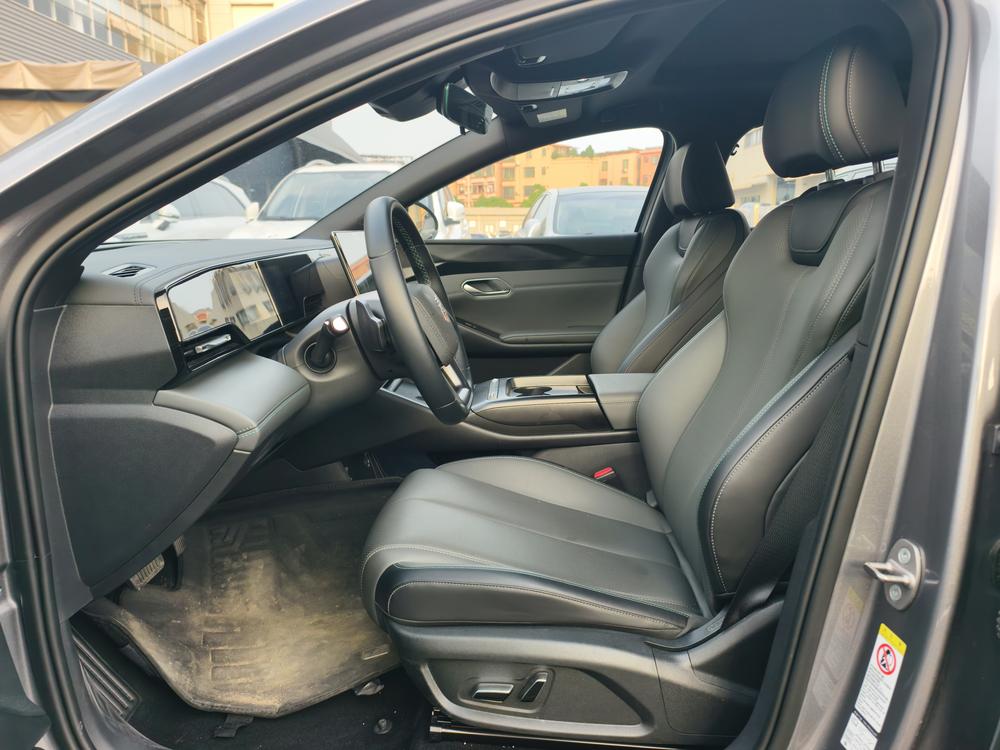 BYD Qin L EV