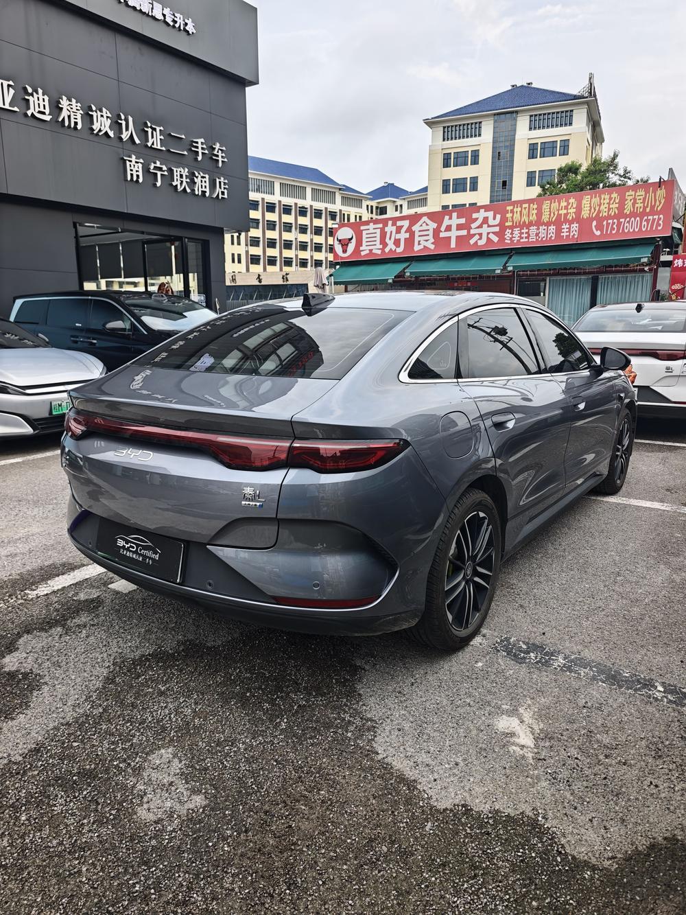BYD Qin L EV