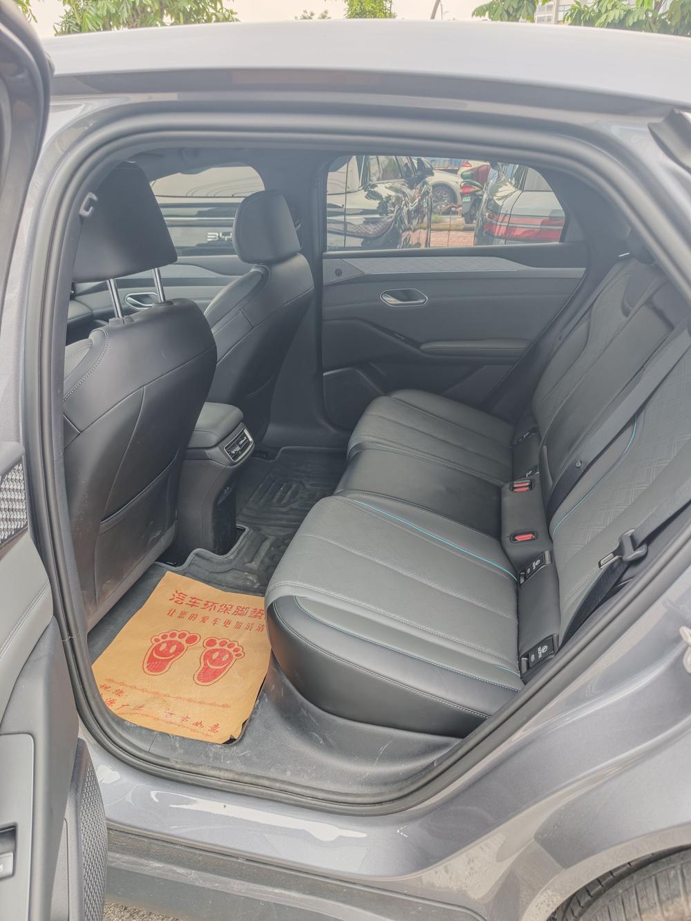BYD Qin L EV